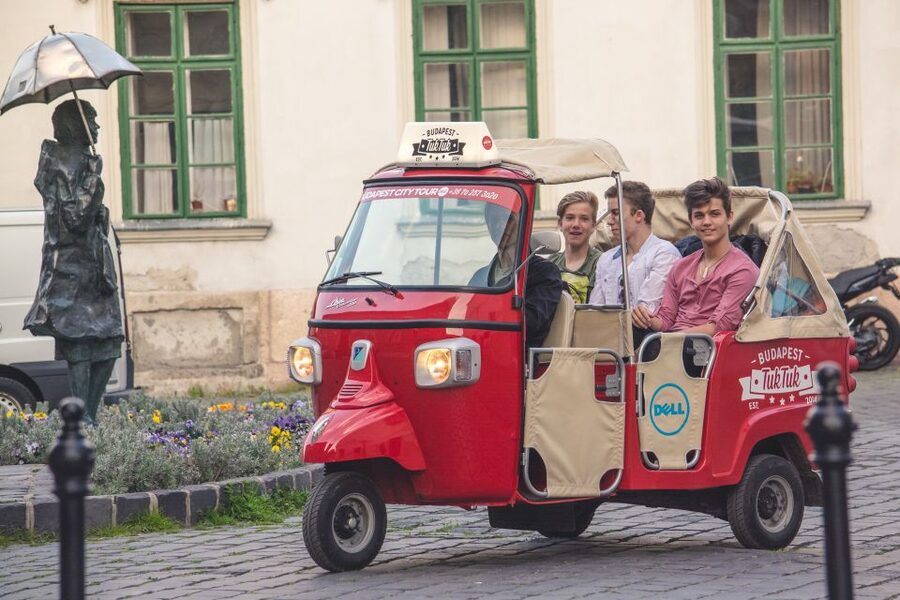 Budapest: Scenic Tuk Tuk Tour - A flexible route instead of a fixed checklist