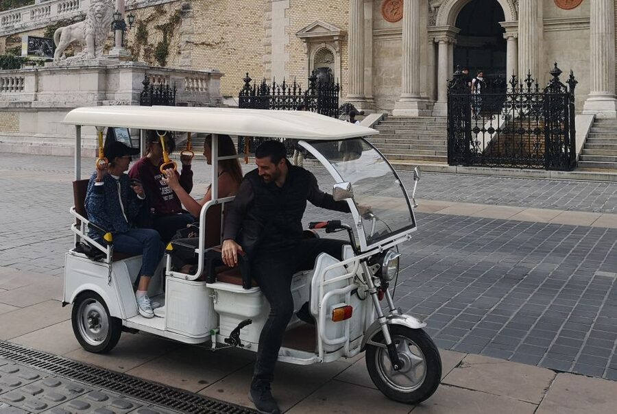 Budapest: Sightseeing Tour by Electric Tuktuk - Andrassy Avenue, the Opera House, and St. Stephen’s Basilica