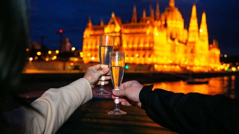 Budapest: Sip and Sail River Cruise with Unlimited Prosecco - Is $26 a fair price?