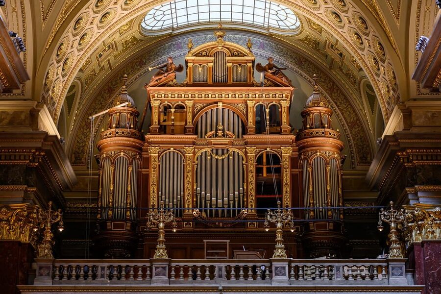 Budapest: St.Stephen's Basilica Grand Organ Concert Tickets - Inside St. Stephen’s Basilica