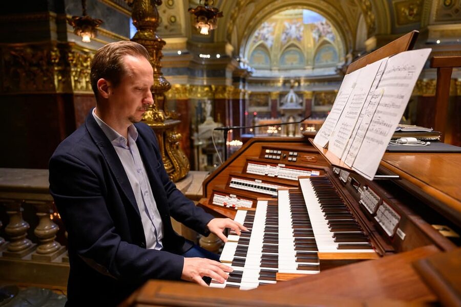Budapest: St.Stephen's Basilica Grand Organ Concert Tickets - What the $61 price includes