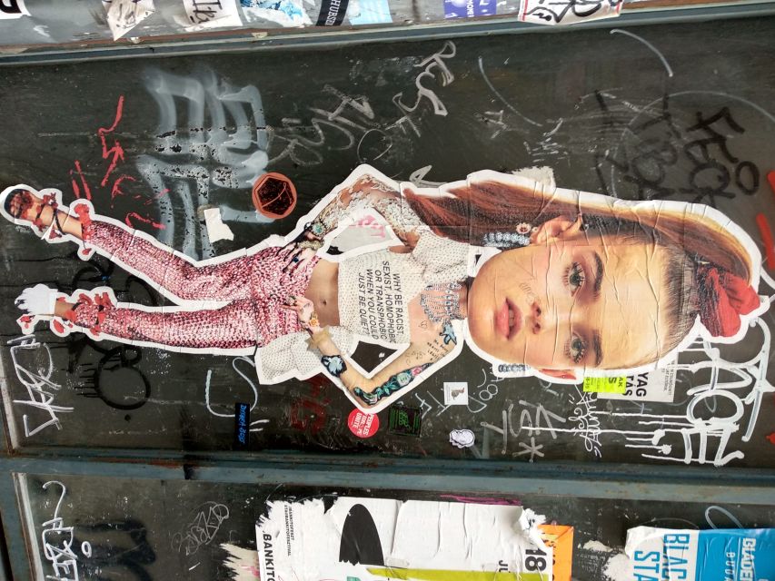 Budapest: Street Art Tour - Why the guide matters here