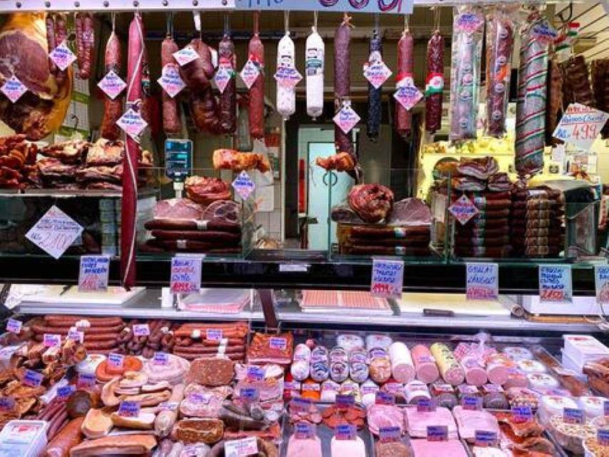 Budapest Streetfood Heaven: Tasting and Markets with a local - Rétes and the sweet side of Hungarian food