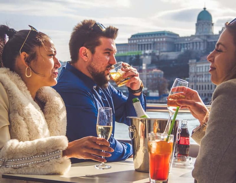 Budapest: Sunset Cruise with 2 Cocktails - Bridges That Make the Route Memorable
