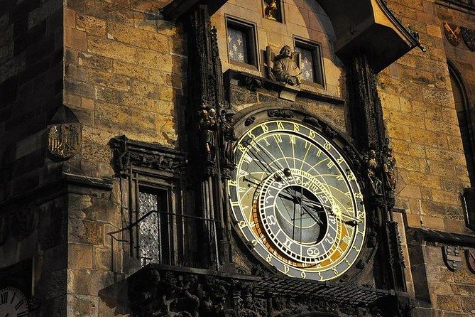 Budapest to Prague Private transfer with 2 hour sightseeing stop - Your driver and the level of guiding
