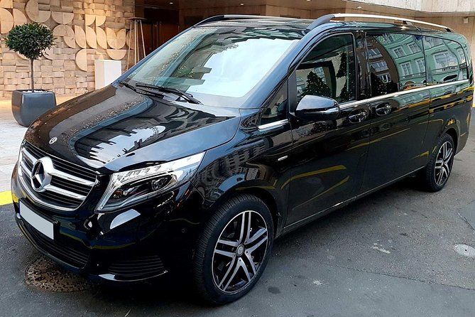 Budapest to Vienna Private Transfer in a Luxury Car - The drive from Budapest to Vienna