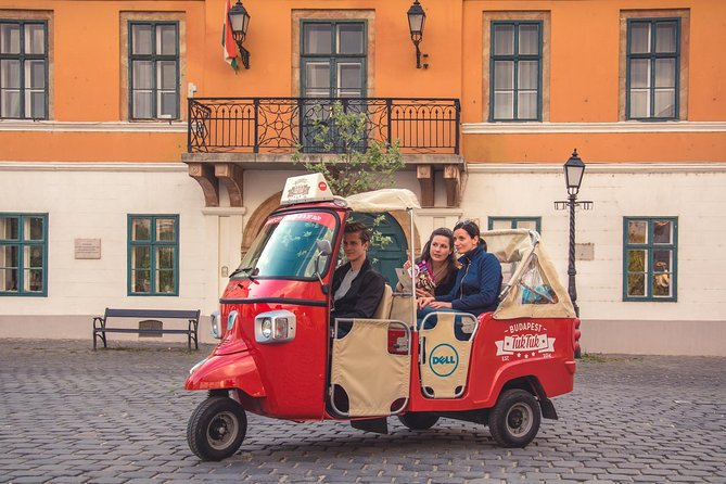 Budapest TukTuk Private Tour with Goulash Soup in the Downtown - City Park and the Jewish Quarter add contrast