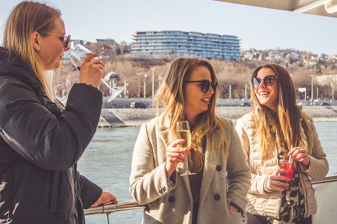 Budapest Unlimited Prosecco and Wine Cruise Day or Sunset Option - Meeting point and practical details