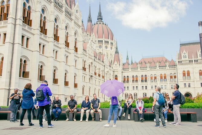 Budapest walking tour: Parliament and Shoes Memorial - Starting beside St. Stephen’s Basilica