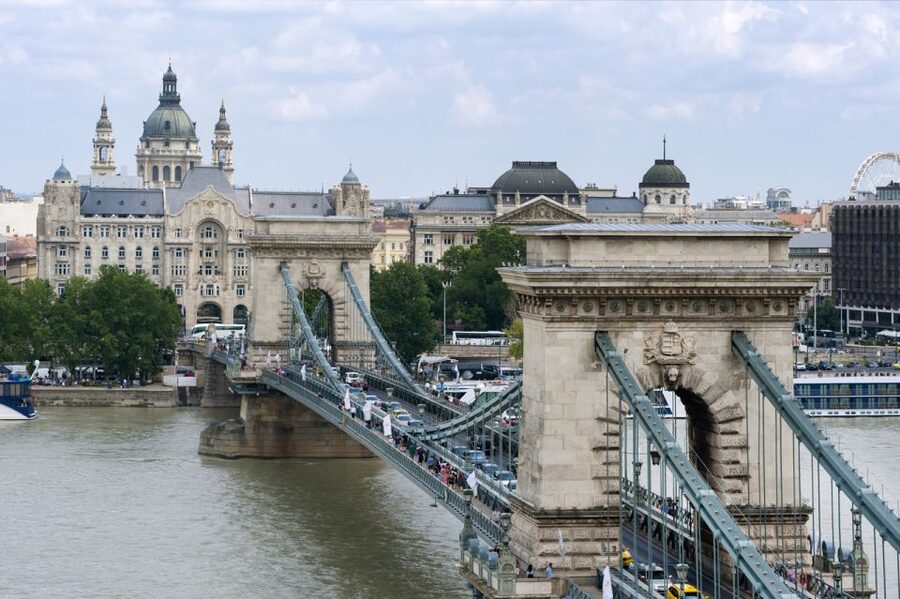 Budapest Walking Tour with a Professional Local Guide - Who will get the most from this tour