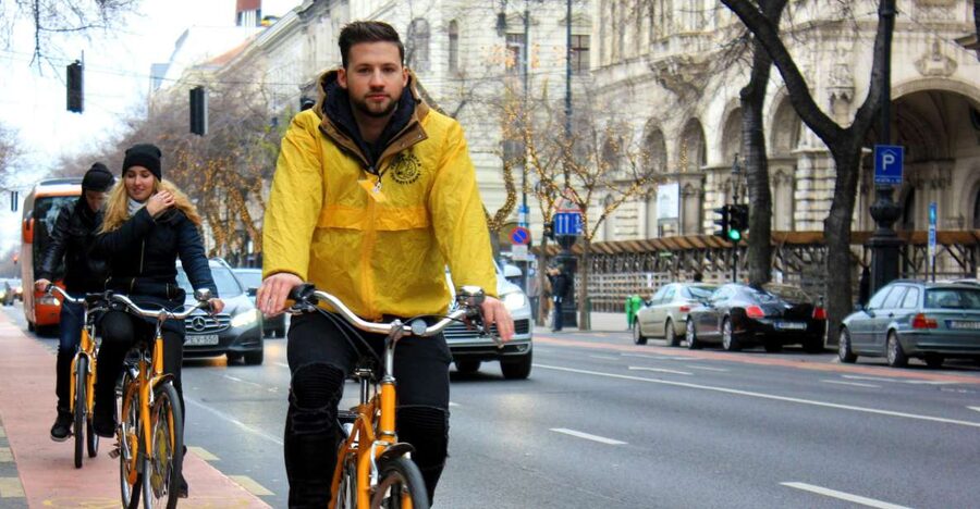 Budapest ❤️Winter Bike Tour with Coffee Stop❤️ - Why a winter bike tour works in Budapest