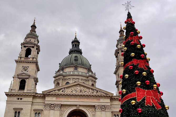 Budapest Wonderland - A Christmas Market Tour with Chimney Cake & Mulled Wine - The guides make the difference