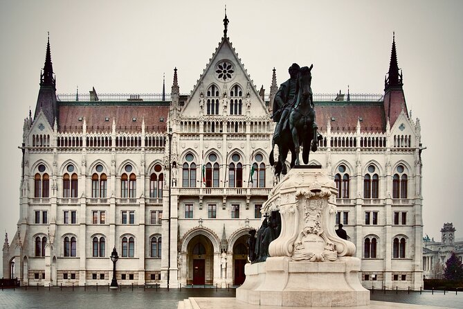 Capital Budapest - Half Day Private Tour (4hr) - A fast, useful introduction to Budapest