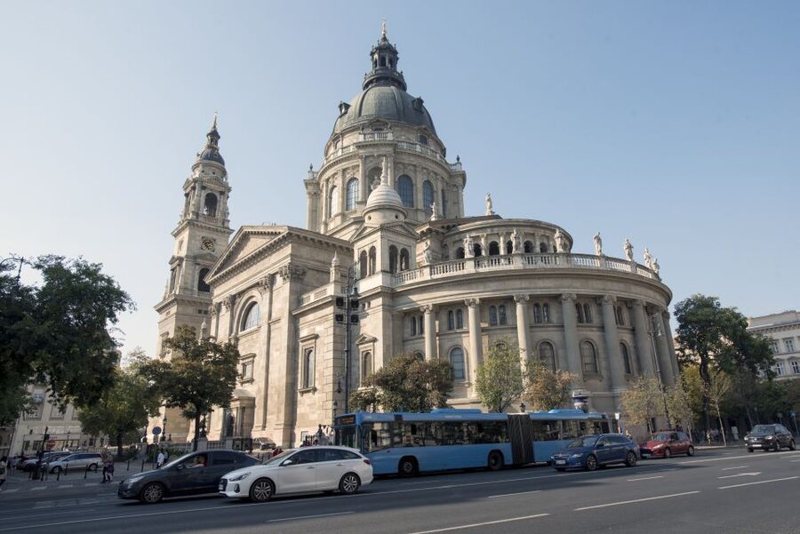 Castle District & Pest Driving Tour with Danube River Cruise - Walking through the Castle District