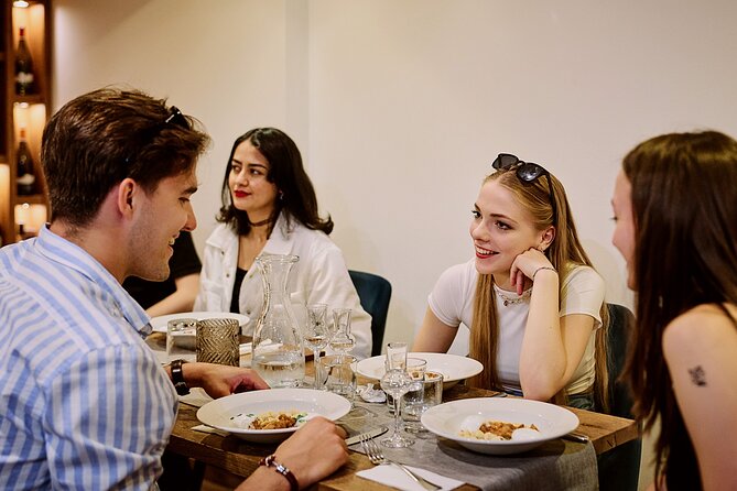 Central Budapest Food Walking Tour with Drinks Included - What the drinks add to the evening