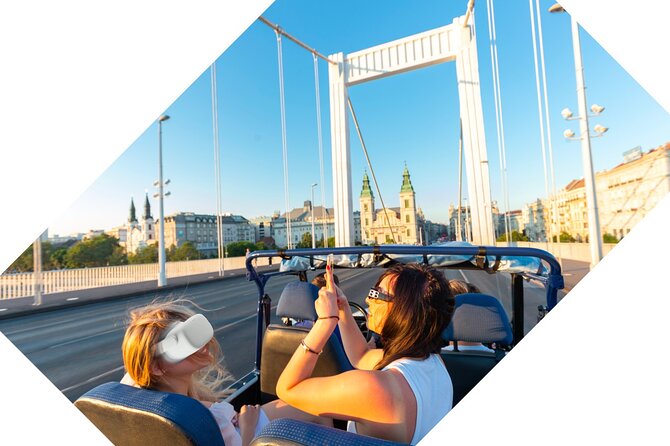 Cinematic Virtual Reality City Tour in a Russian Jeep - Buda Castle Garden and the Chain Bridge lions