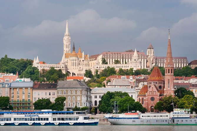 Classic Walk in Budapest - Finish with Matthias Church and Fisherman’s Bastion