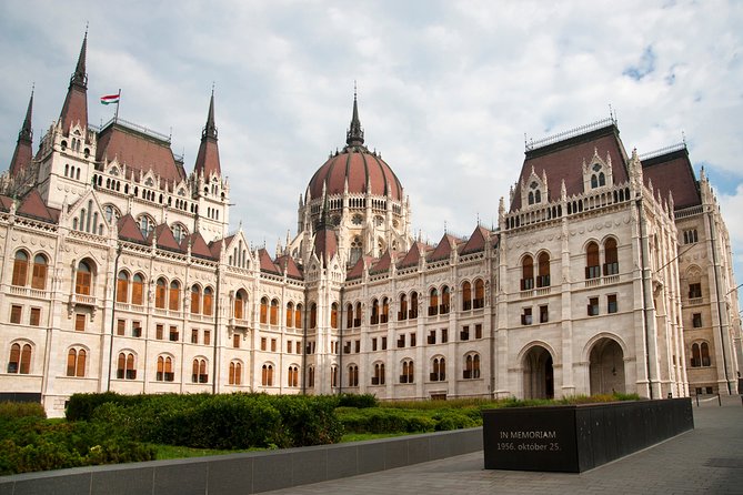 Classic Walk in Budapest Historical Center - Liberty Square and Budapest’s difficult twentieth century