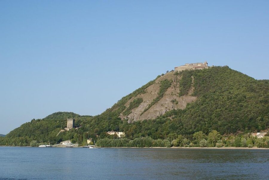 Danube Bend: Private 8-Hour Full Board Tour from Budapest - Visegrád and the choice of High Castle