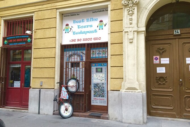 E-Bike Guided Tour in Castle Hill Budapest - Parliament from the Danube side