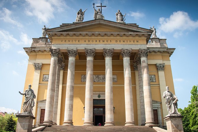 Eger Private Full-Day Wine Tasting Tour and Sightseeing from Budapest - Leaving Budapest for Eger