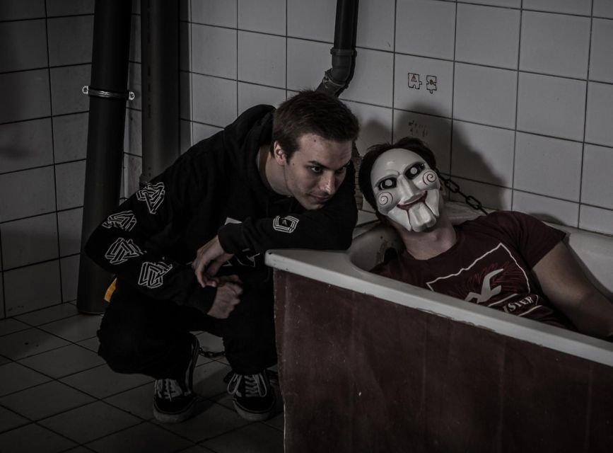 Escape Rooms by PanIQ Room in Budapest - The briefing sets the rules