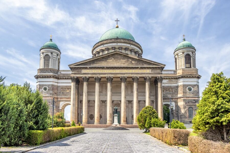 From Budapest: Danube Bend Day Trip in English - Esztergom and Hungary’s largest cathedral