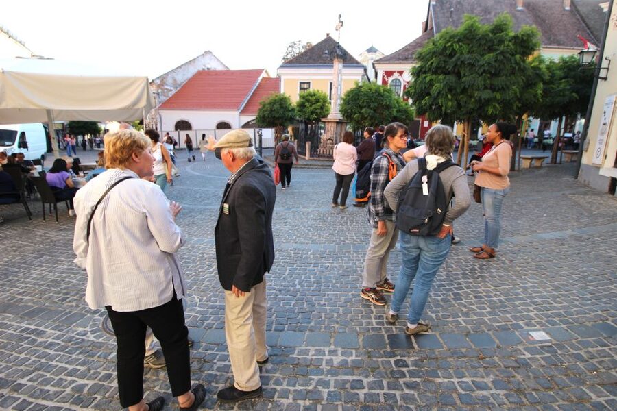 From Budapest: Danube Bend & Szentendre Tour with Lunch - Who should take this tour?