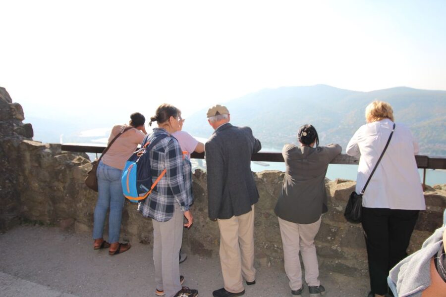 From Budapest: Danube Bend & Szentendre Tour with Lunch - Why the Danube Bend makes a strong day trip