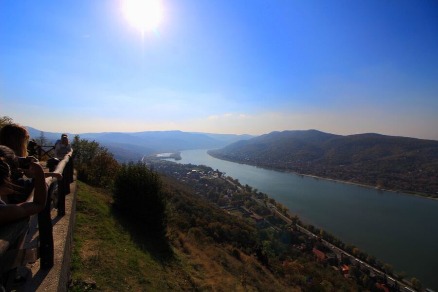 From Budapest: Danube Bend & Szentendre Tour with Lunch - Esztergom Basilica and Hungary’s northern gateway