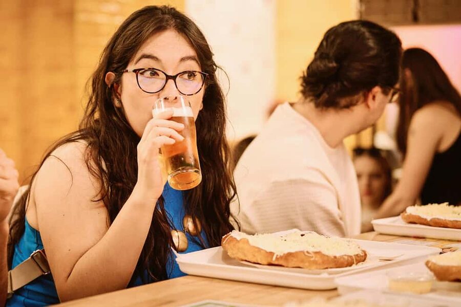 Guided Tipsy Food Tour with Drinks Included in Budapest - Practical details for your evening