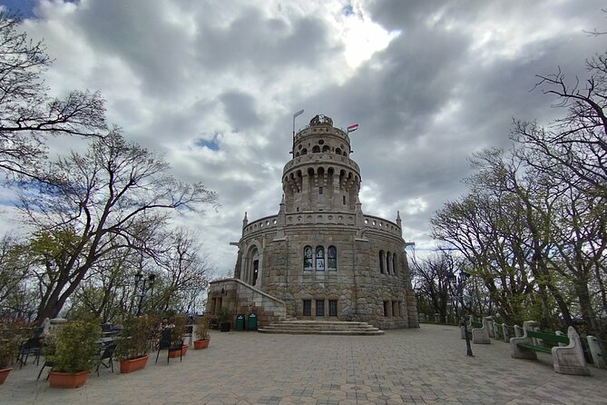 Hiking in Budapest - History among trees, trenches, and old paths