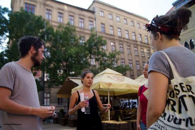 Hungarian History Walking Tour with food tasting - The city-center route and what to expect