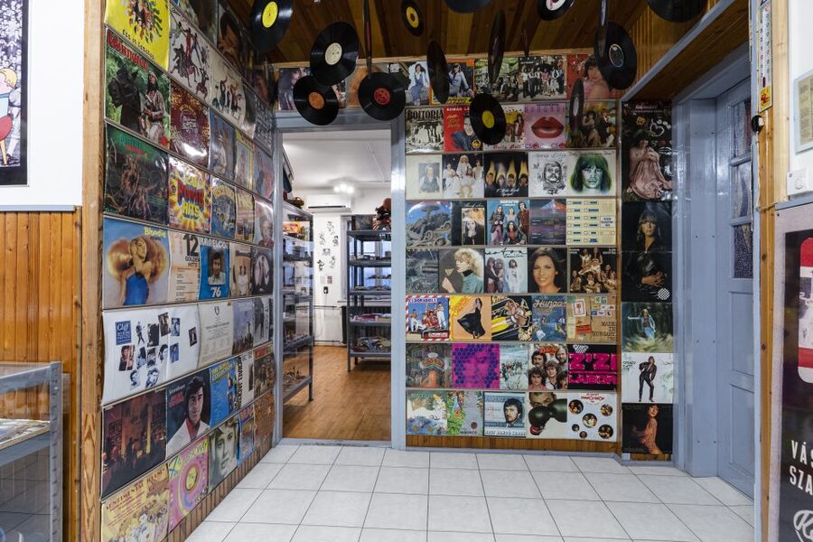 Hungary: Szentendre Retro Design Center Entry Ticket - Who will enjoy the Retro Design Center?