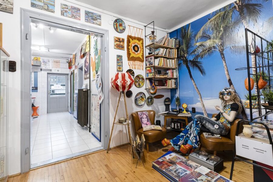Hungary: Szentendre Retro Design Center Entry Ticket - Step inside a furnished 1970s apartment