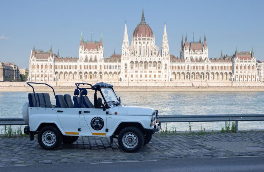 Iconic Budapest tour with Classic Russian Jeep and G-Wagon - Key points to know before you book
