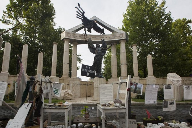Jewish Heritage / Full tour - The Jewish quarter beyond the memorials