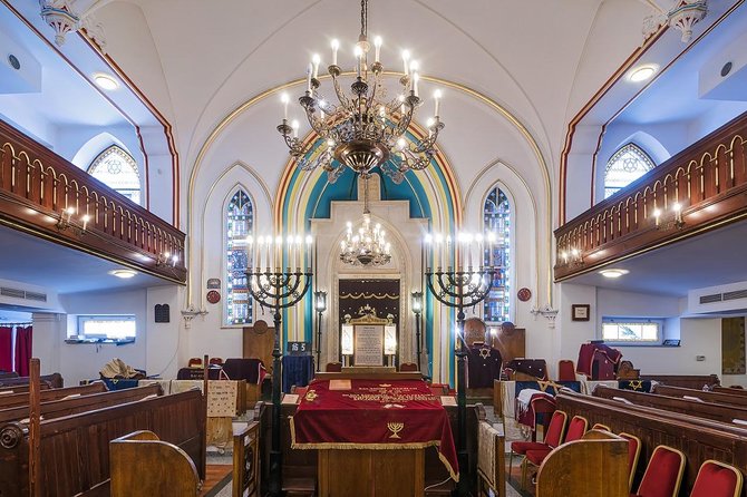 Jewish life of Budapest today: private tour by car - A personal look at Jewish life in Budapest