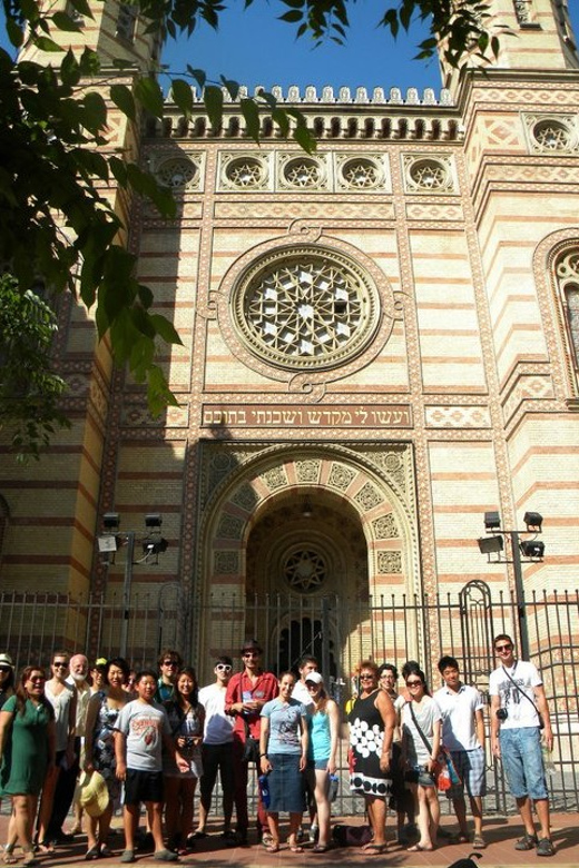 Jewish Quarter of Budapest Walking Tour - What you may miss about Jewish daily life