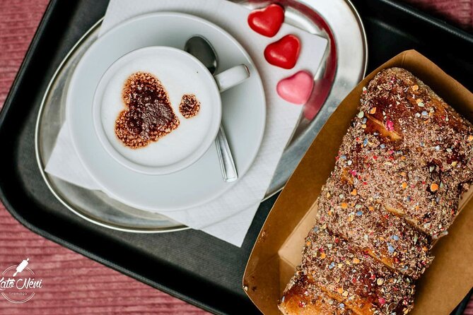 Kürtőskalács: Chimney Cake Workshop in City Park Budapest - Coffee, tea, and a City Park break