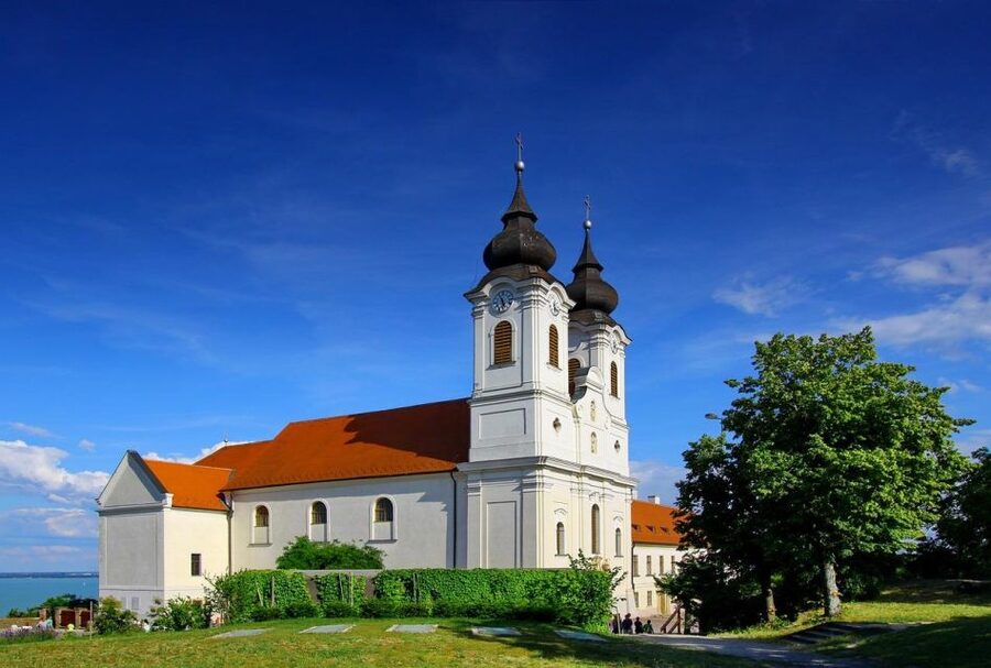 Lake Balaton and Herend Guided Tour - Balatonfüred and its 19th-century promenade