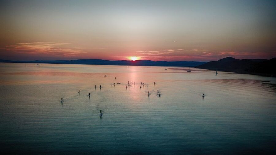 Lake Balaton: Sunset SUP Tour along the Tihany National Park - Returning to the same beach