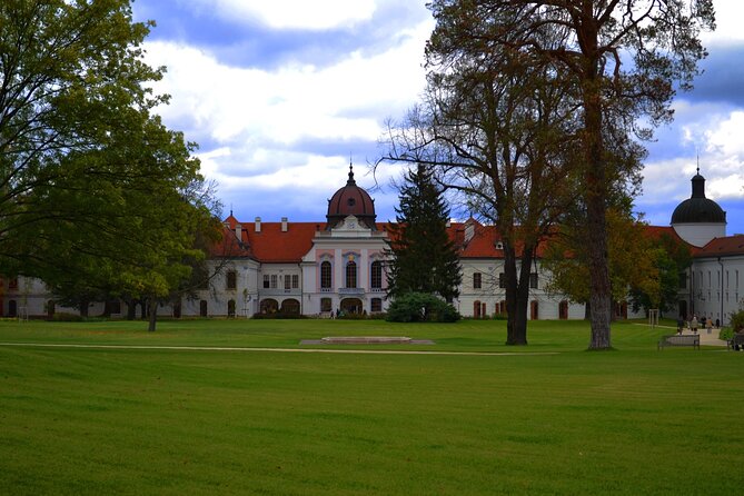 Legacy of Sissi Royal Palace of Godollo Tour with Cake and Coffee - Who will enjoy this experience most