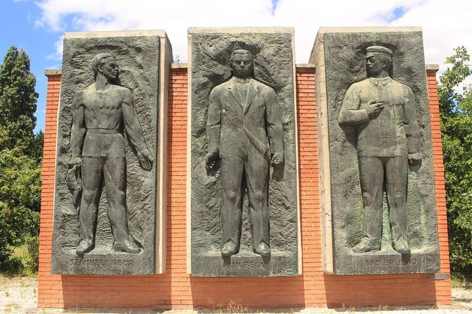 Memento Park Entrance Ticket - Who will enjoy the park most