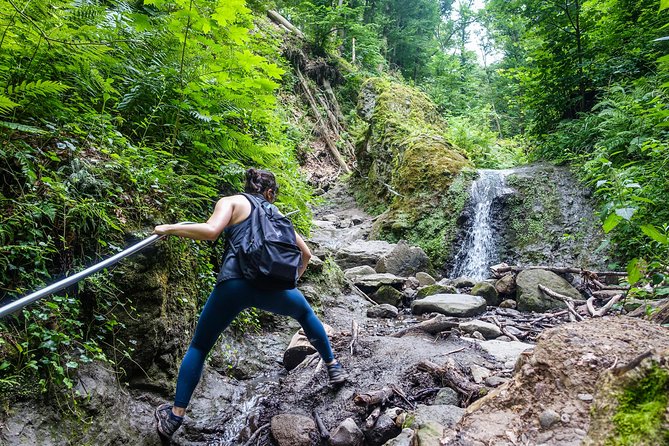 One Day Wonder Hiking Trip - Vallido Rock and the route toward Rám Ravine