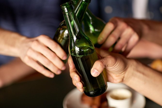 One hour Hen or Stag private party boat Budapest with unlimited beer and wine - What your one-hour route actually includes