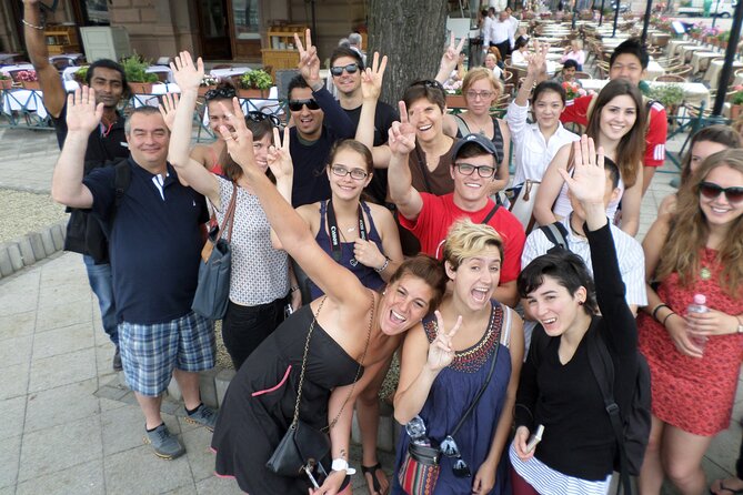 Past and Present of Budapest Jewish District Tour - Ending at Szimpla Kert and modern District VII
