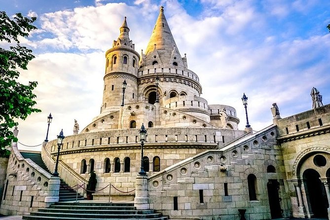 Private 4 Hours Budapest city tour and 3 hours Széchenyi thermal spa relax - Parliament and the Danube as your opening lesson