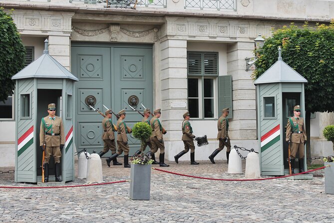 Private Buda Castle Walk with Entry to Matthias Church - Dísz Square leads toward the palace