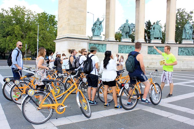 Private Budapest Bike Tour with Cafe Stop - From Régi posta utca to Andrassy Avenue